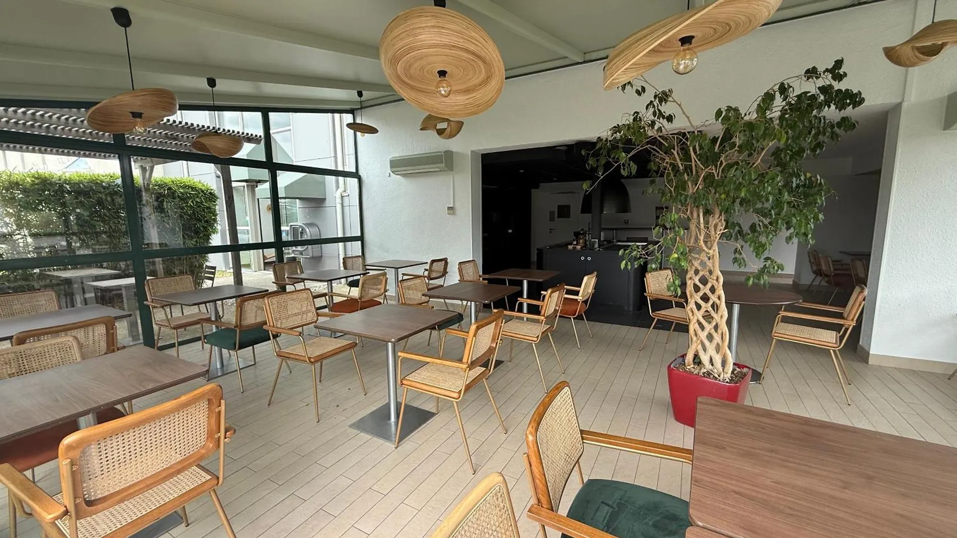 Hotel Campanile Valence Nord - Bourg-lès-Valence